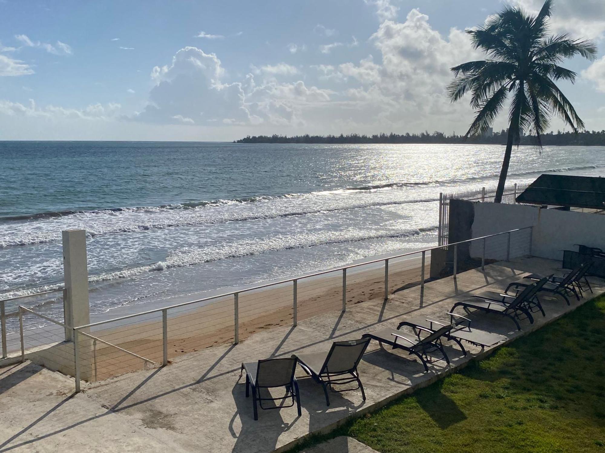Oceanfront Condo In ลูควิโญ ภายนอก รูปภาพ